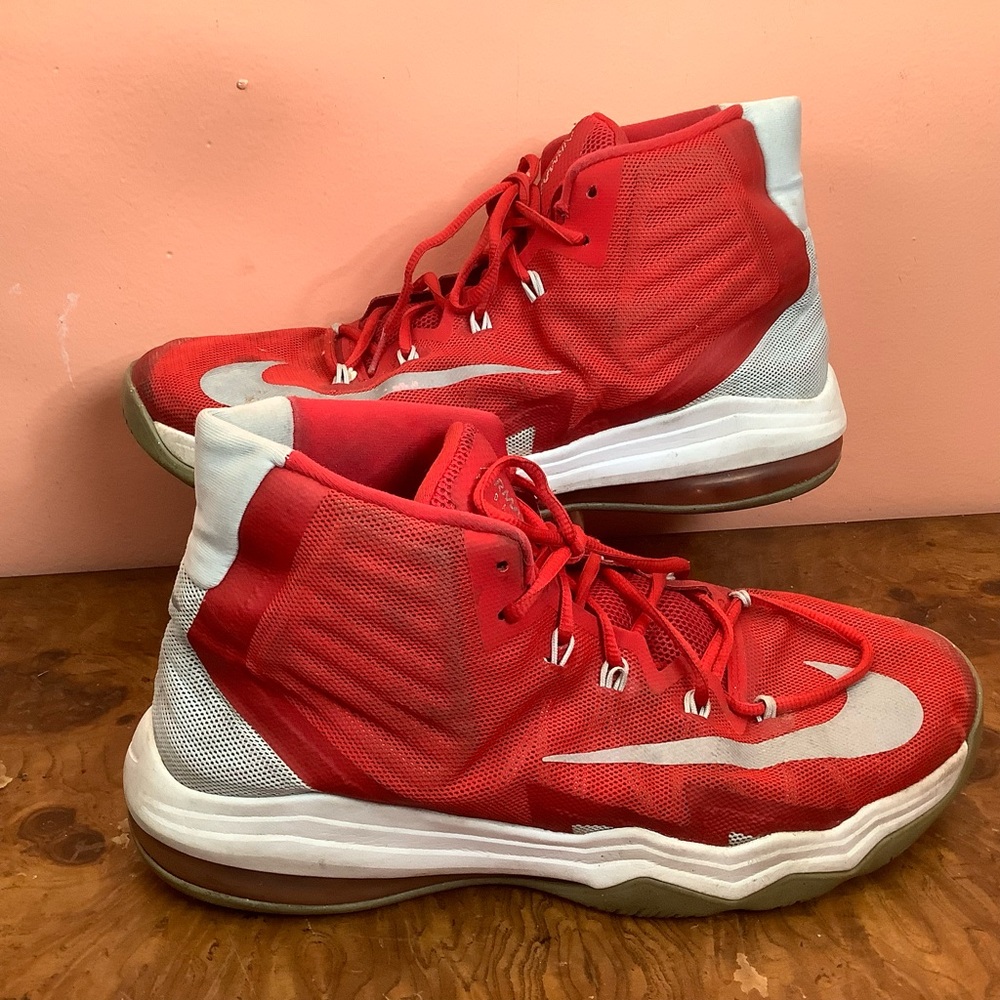 Nike 843884-600 Air Max Men Size 12 Audacity Red Gray Basketball Sneakers   Read